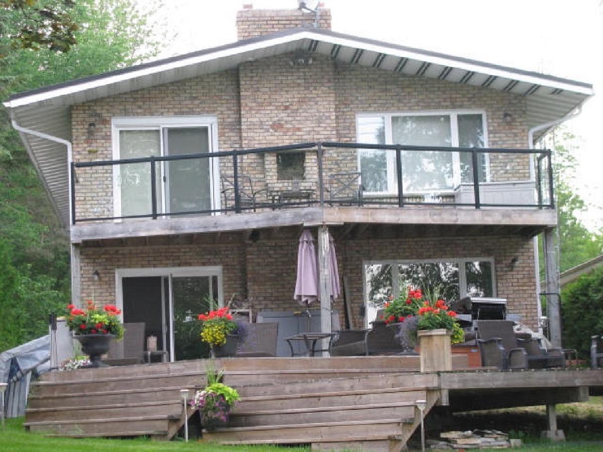 Water'S Edge B & B Oro-Medonte Ngoại thất bức ảnh